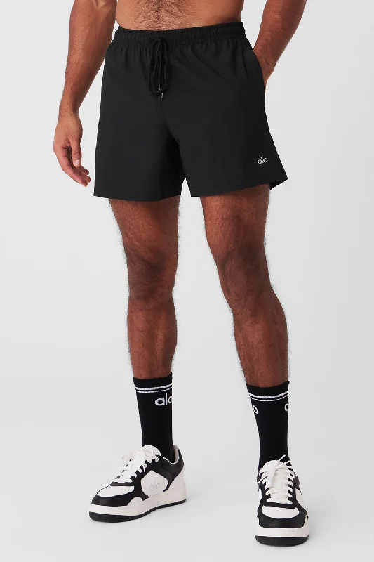 Men’s Sports Shorts-7" Circuit Short - Black