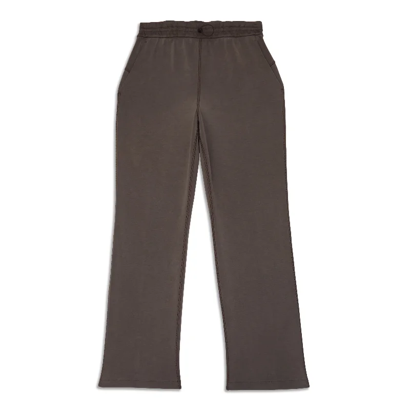 Cropped Cargo Pants-Softstreme High-Rise Pant - Resale